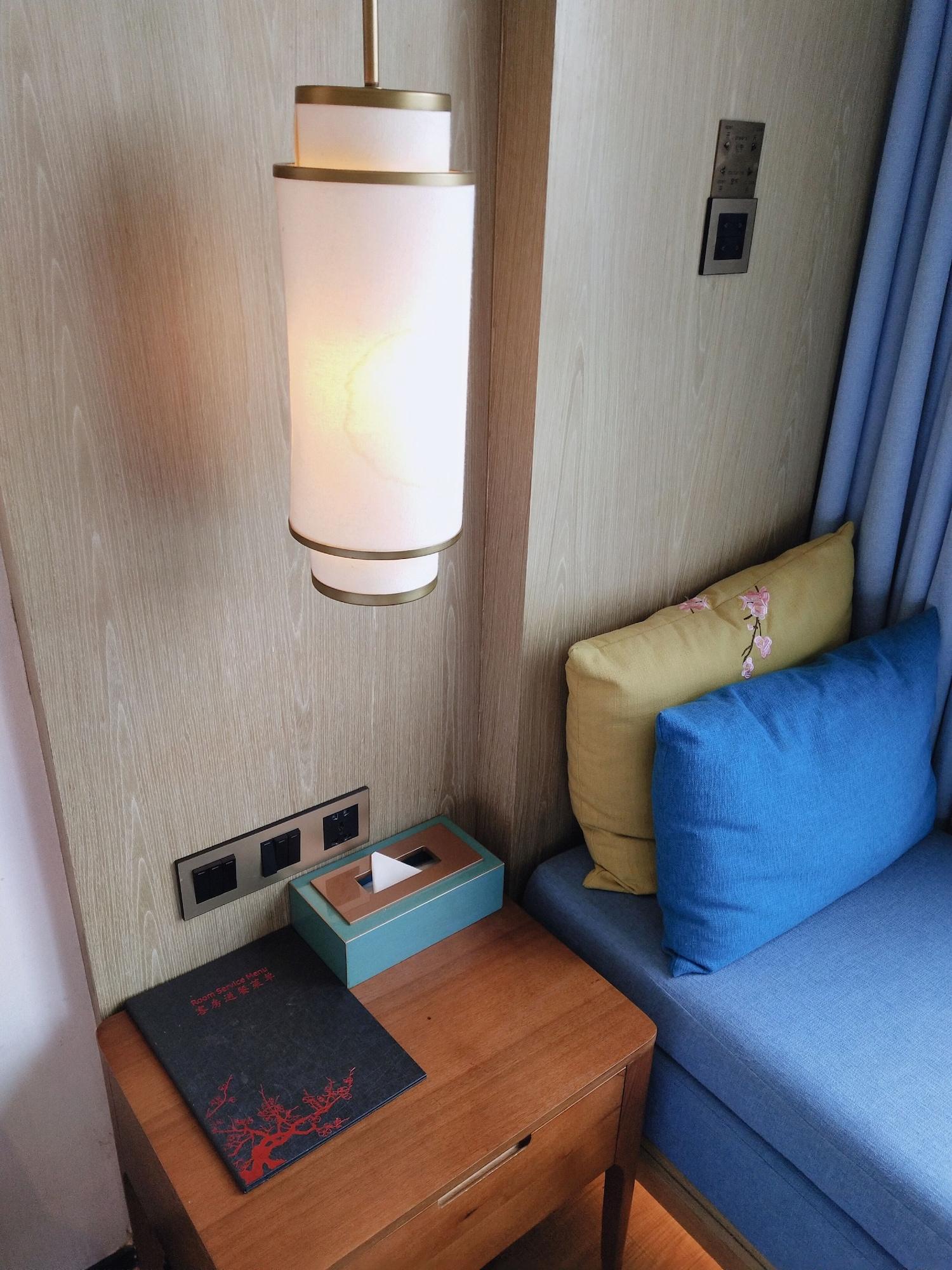 Howard Johnson Riverview Hotel Canton Esterno foto
