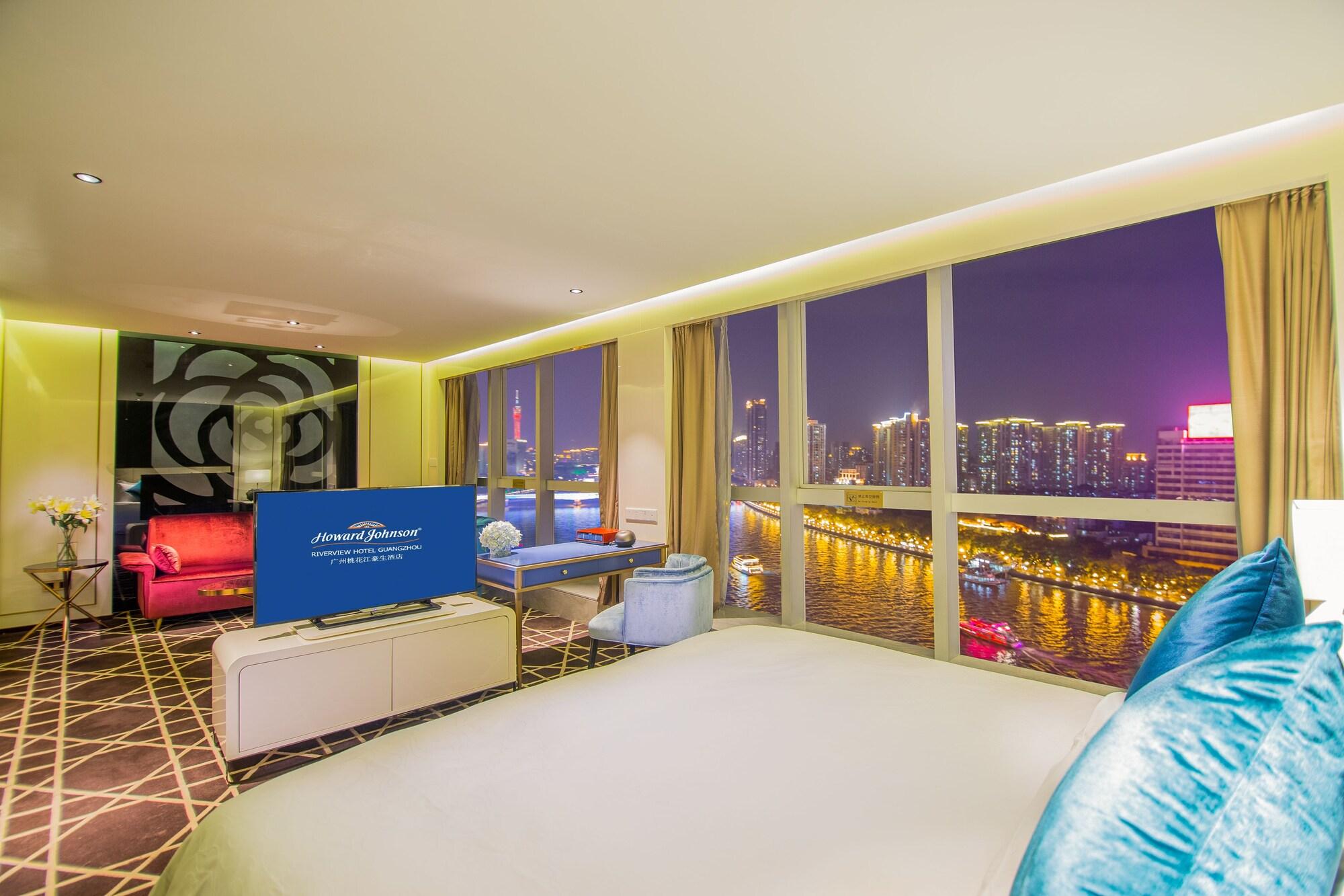 Howard Johnson Riverview Hotel Canton Esterno foto