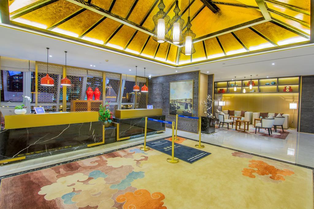 Howard Johnson Riverview Hotel Canton Esterno foto