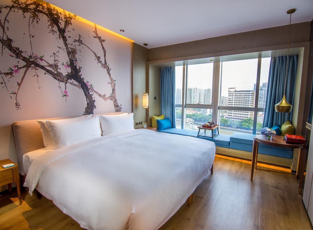 Howard Johnson Riverview Hotel Canton Esterno foto