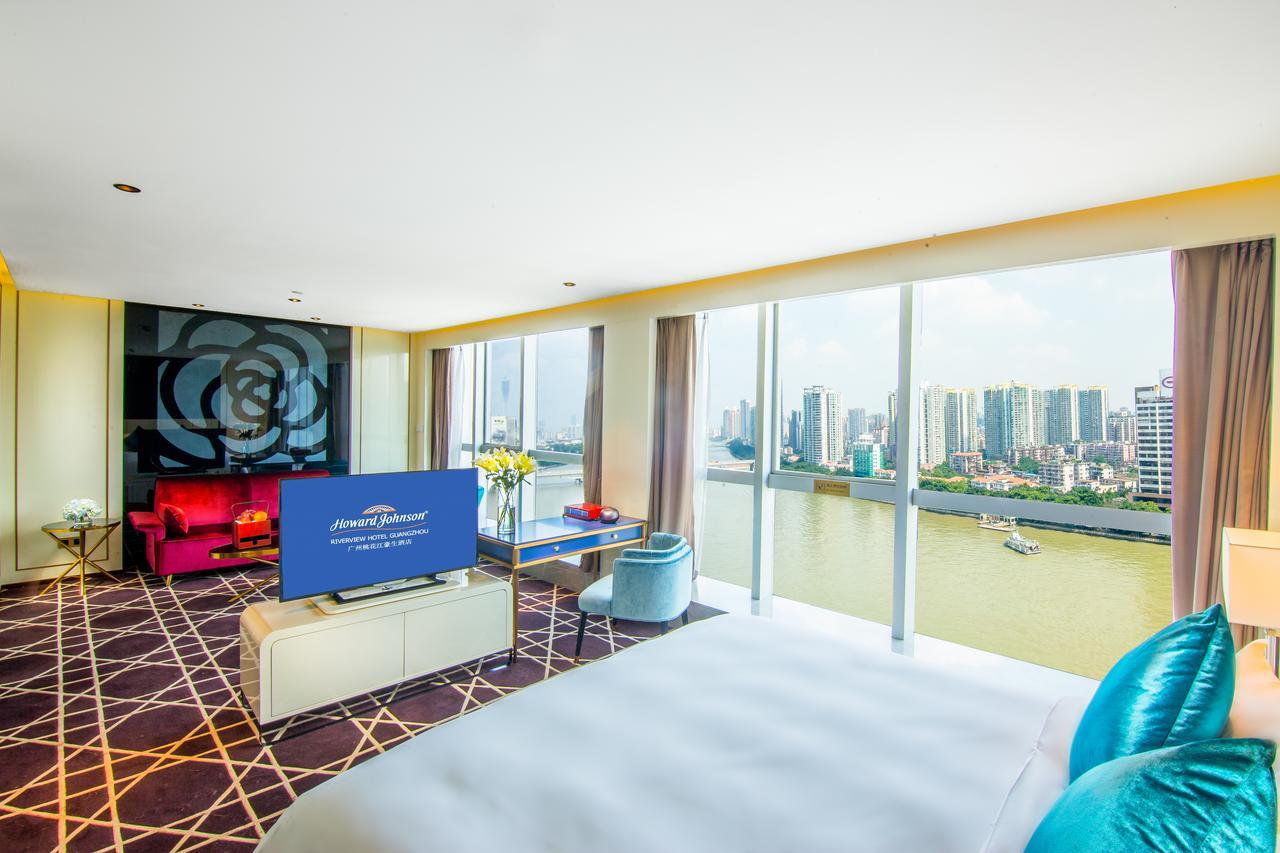 Howard Johnson Riverview Hotel Canton Esterno foto